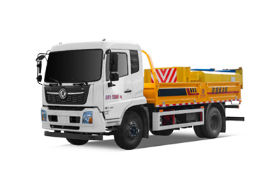 东风天锦防撞缓冲车